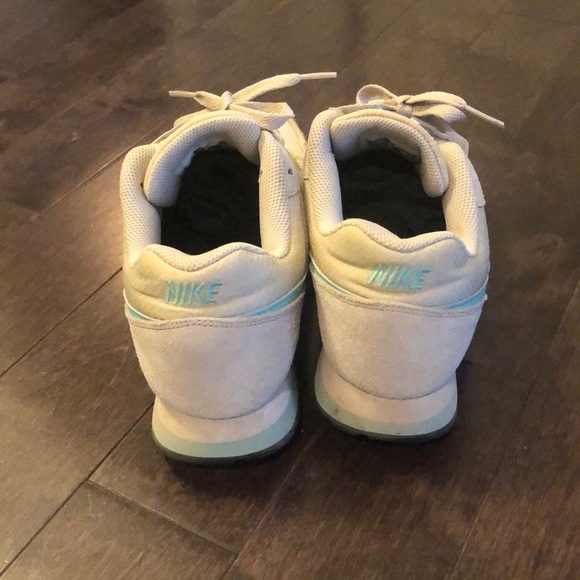 NIKE runners - Picture 2 of 3